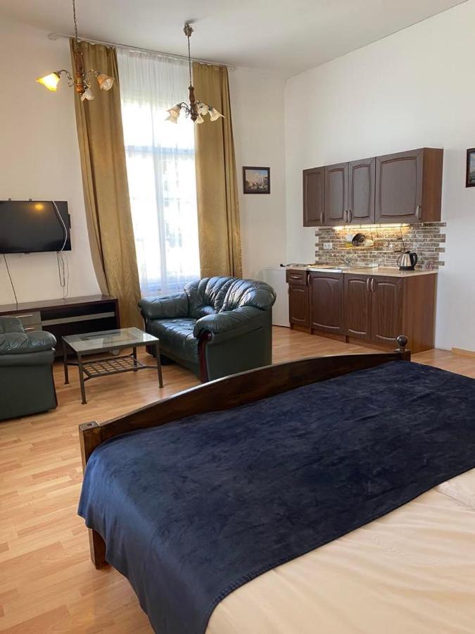 Aquamarine Hotel - Lauluvaeljak Tallinn Kültér fotó